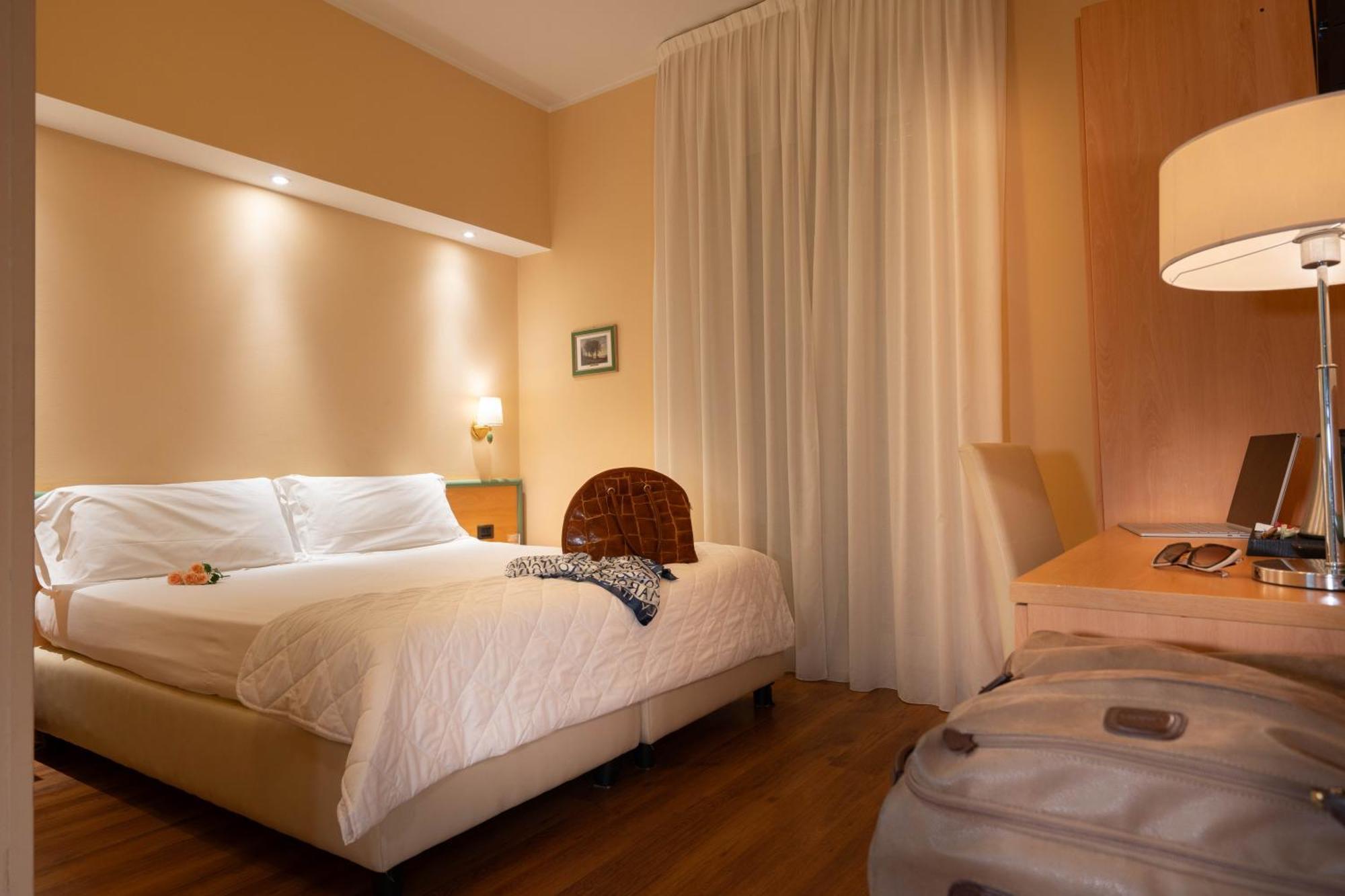 Hotel Iris Gênes